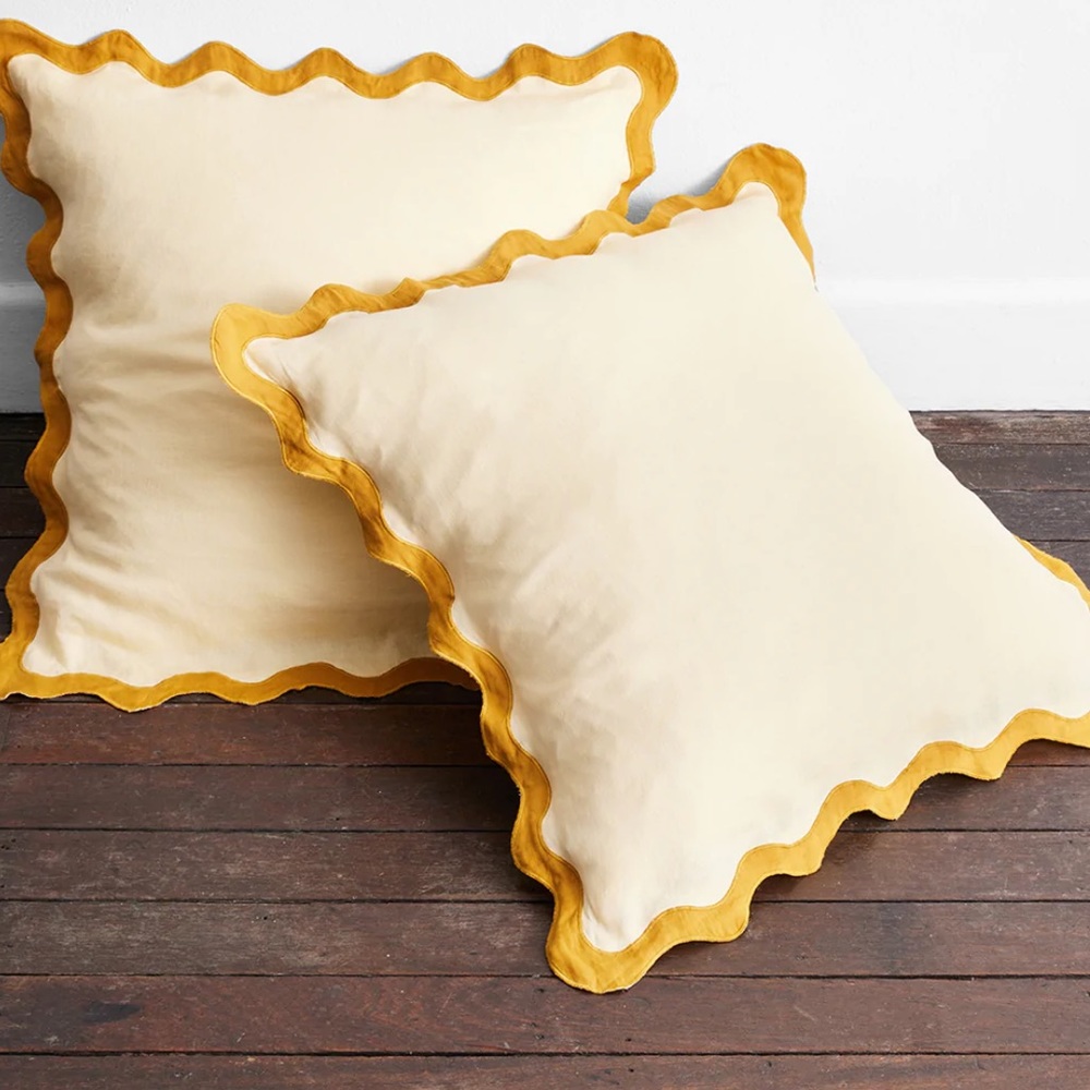 NWT Bed Threads French Flax Linen Scalloped European Pillowcases